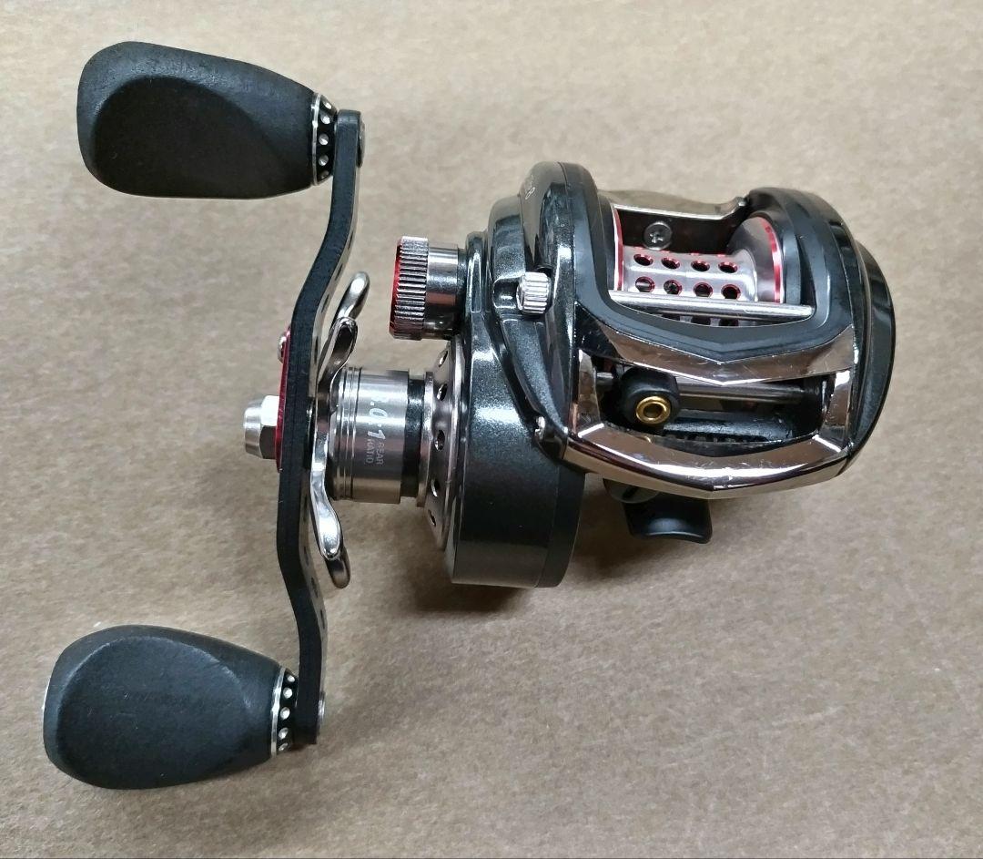 レボ　エリート８（右巻） ＲＥＶＯ ＥＬＩＴＥ ８ アブガルシア　ベイトリール