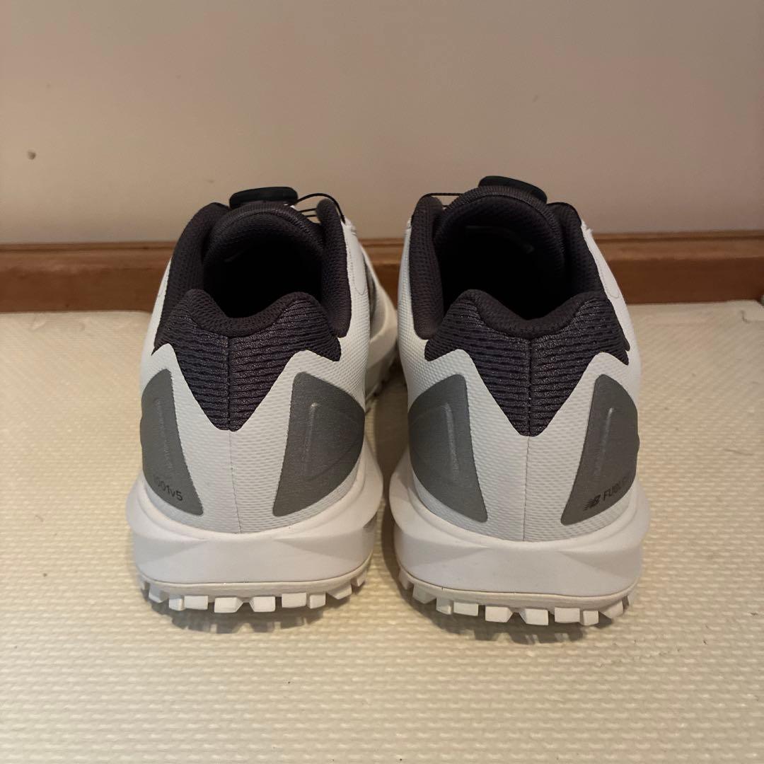 新品 ニューバランス スパイクレス ゴルフシューズ 27.5 UGB1001A