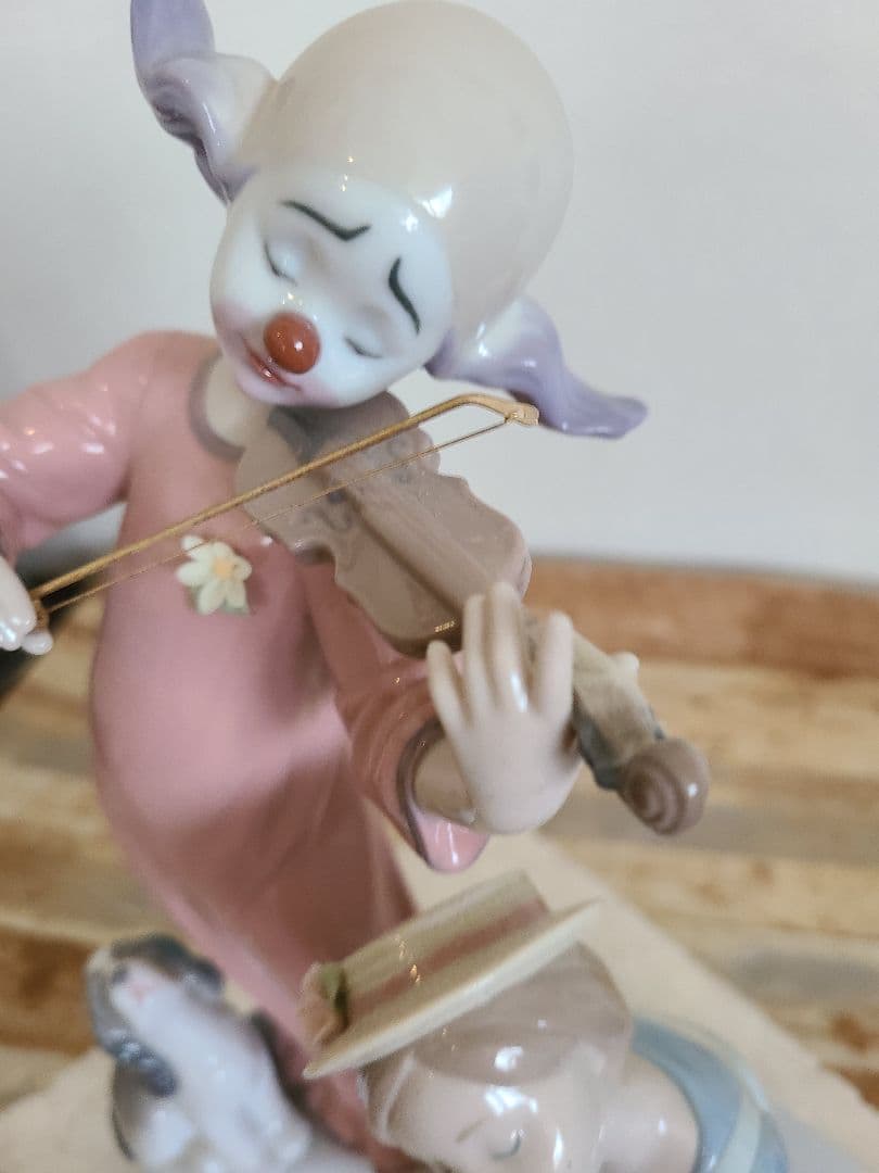 LLADRO リヤドロ　バイオリンを弾くピエロと少女と子犬　陶器　人形　置物