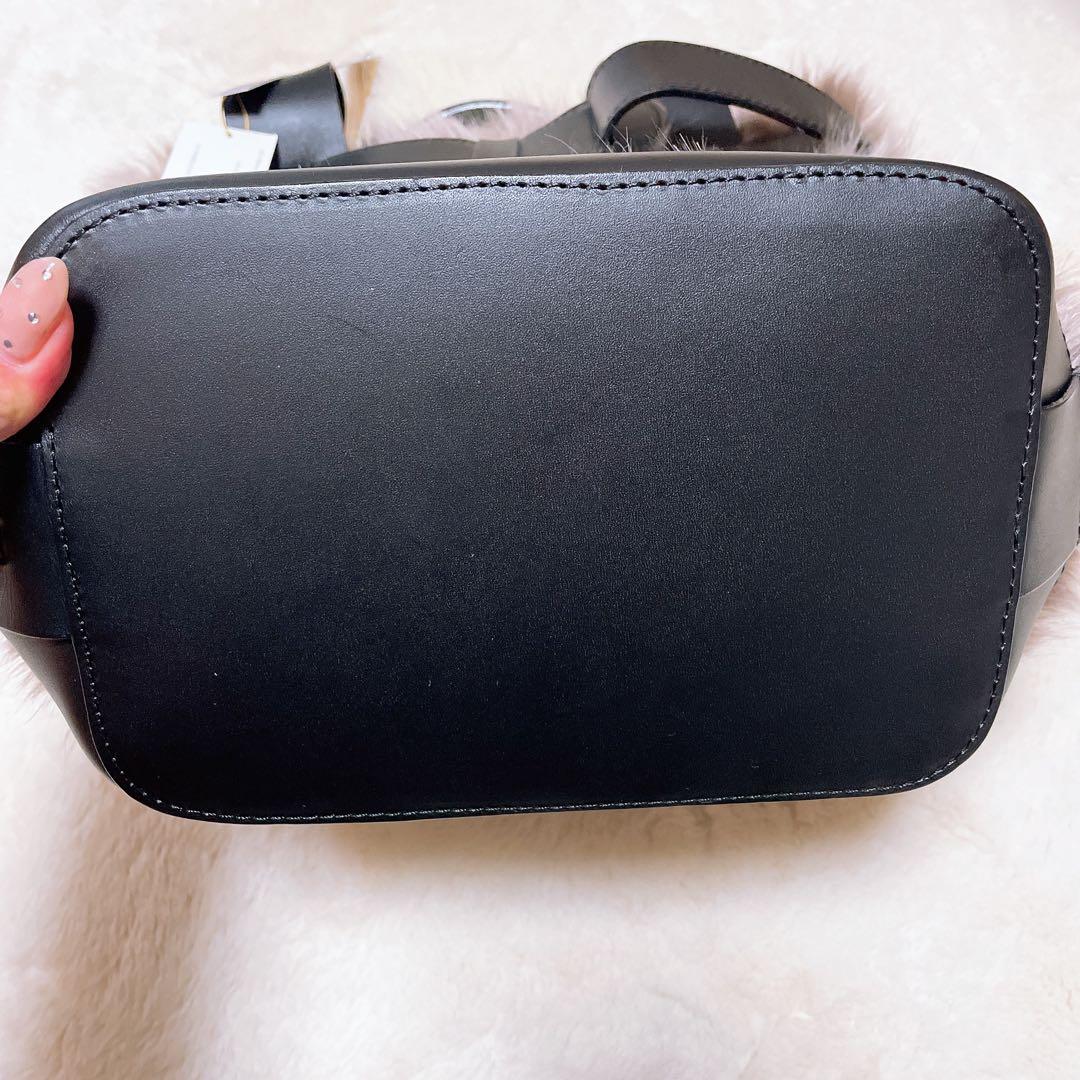 VIOLAd’ORO ヴィオラドーロ　レザー × ファー メッシュ ハンドバッグ