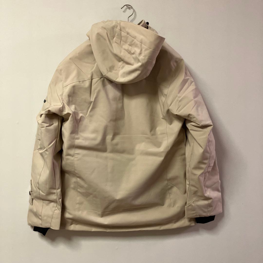 nnoumスキー、スノボーウェア上下セット新品未使用