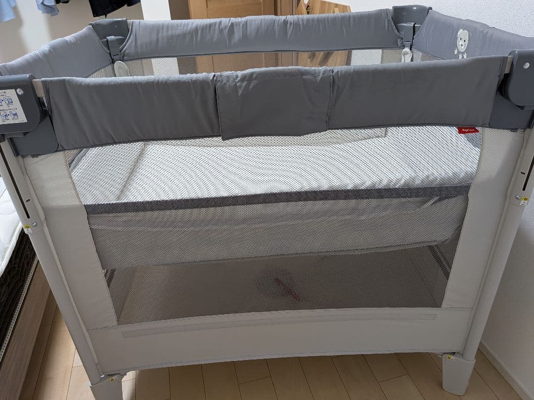 アップリカ　Aprica　ココネルエアーAB　グレーベアー　ベビーベッド