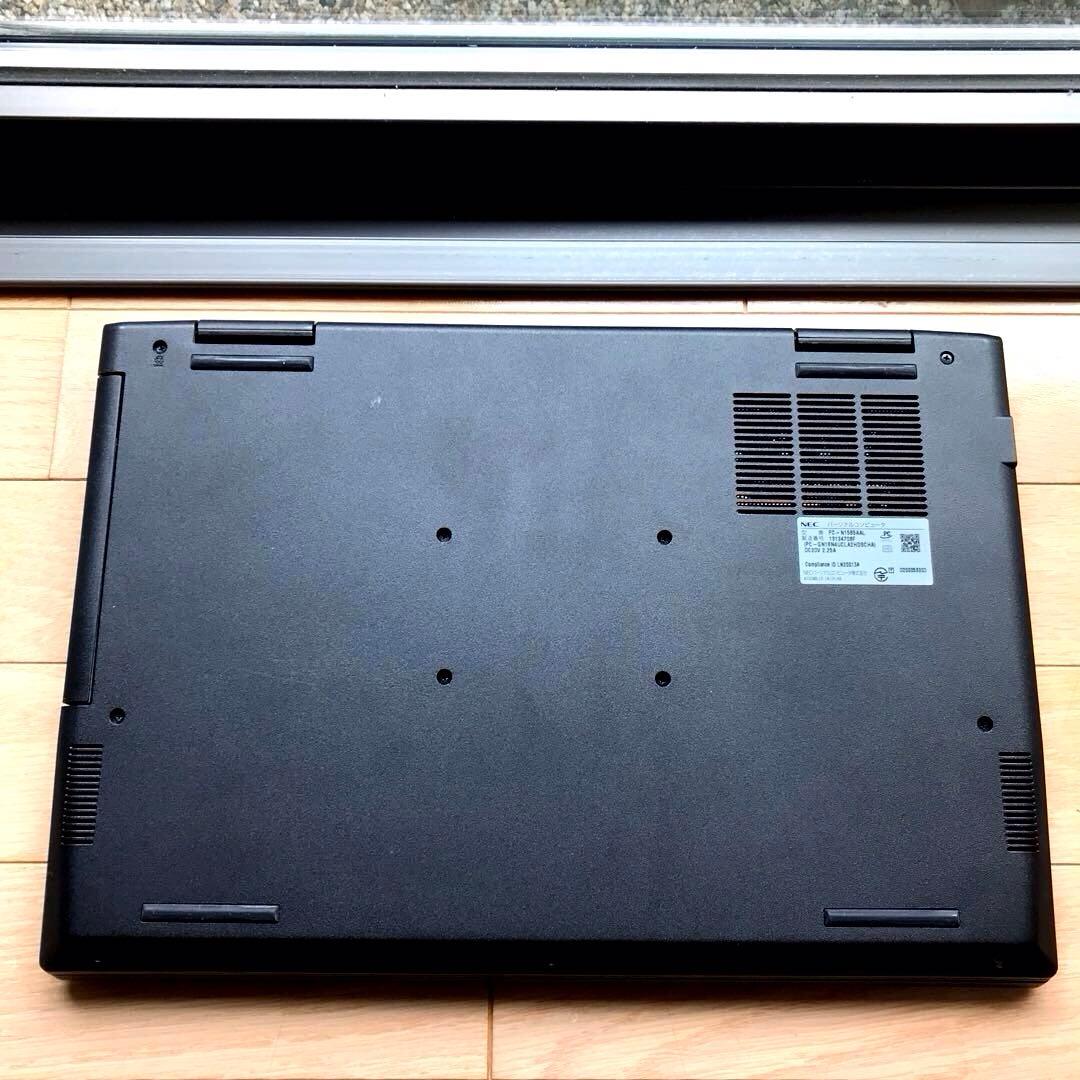 美品NEC LaVie N1585/AAL(M.2NVMe SSD 1TB)