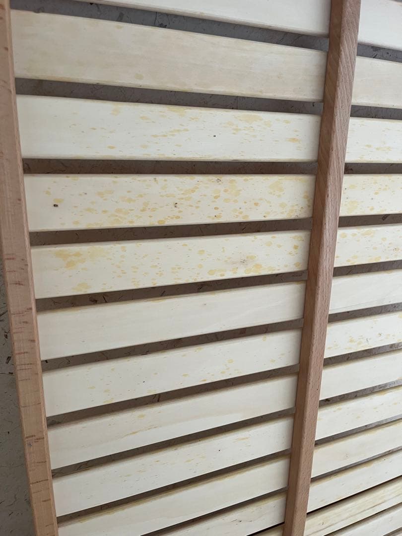 木製スラット式ベビーベッド キャスター付き