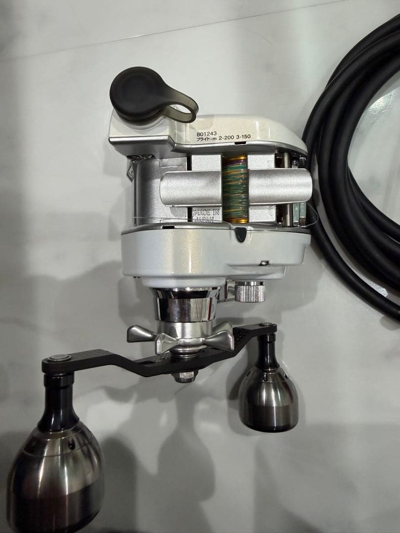 極美品 電動リール レオブリッツ150 ダイワ