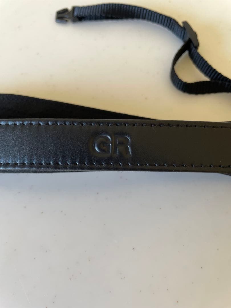 RICOH griiix ブラック　カメラ