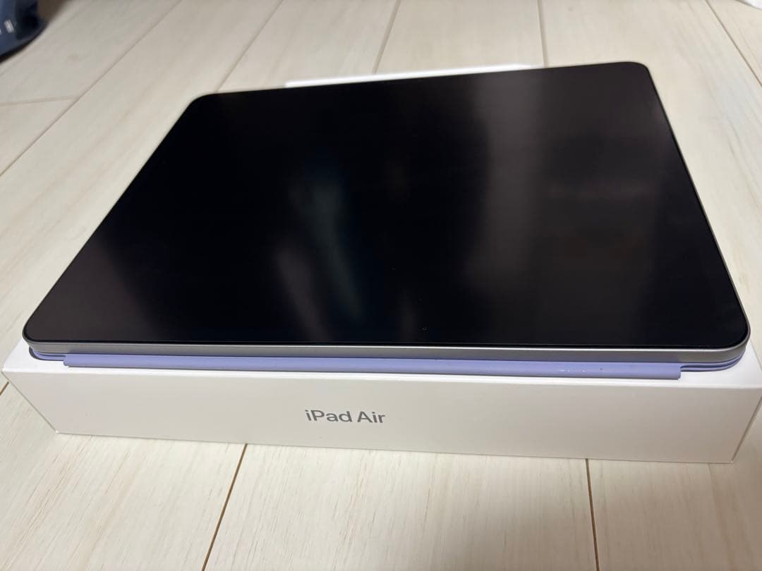 【極上品】M2 iPad Air 13 Pencil pro 純正カバー