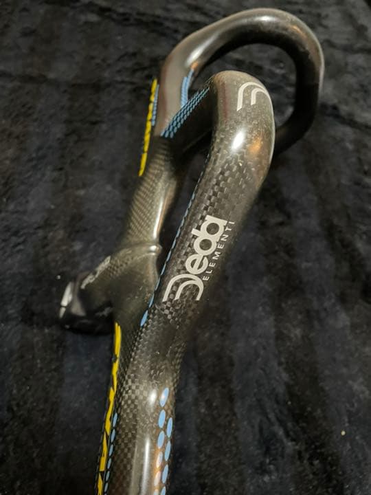 ○希少　デダCarbonシナプシ