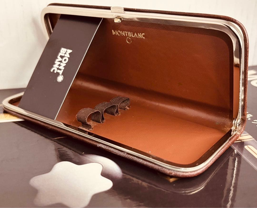 ⭐️レアで貴重❗️かなり稀少なヴィンテージCLASSICペンポーチ3本差⭐️モンブラン