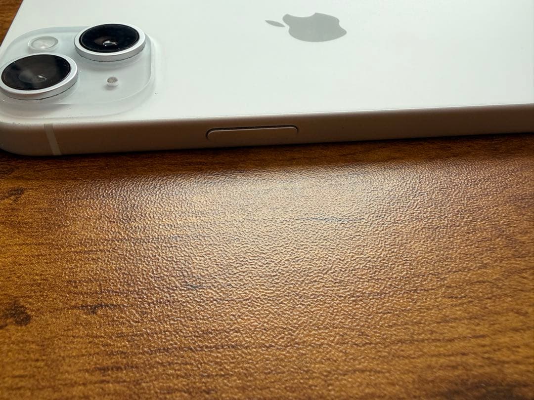 Apple iPhone 15 ブルー本体　128gb 【美品】