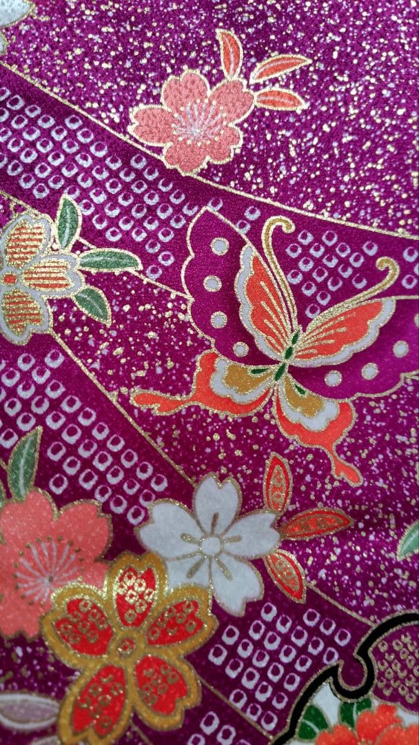 RK551子供着物7歳前後用着丈135センチ裄丈55センチ正絹めちゃくちゃ綺麗