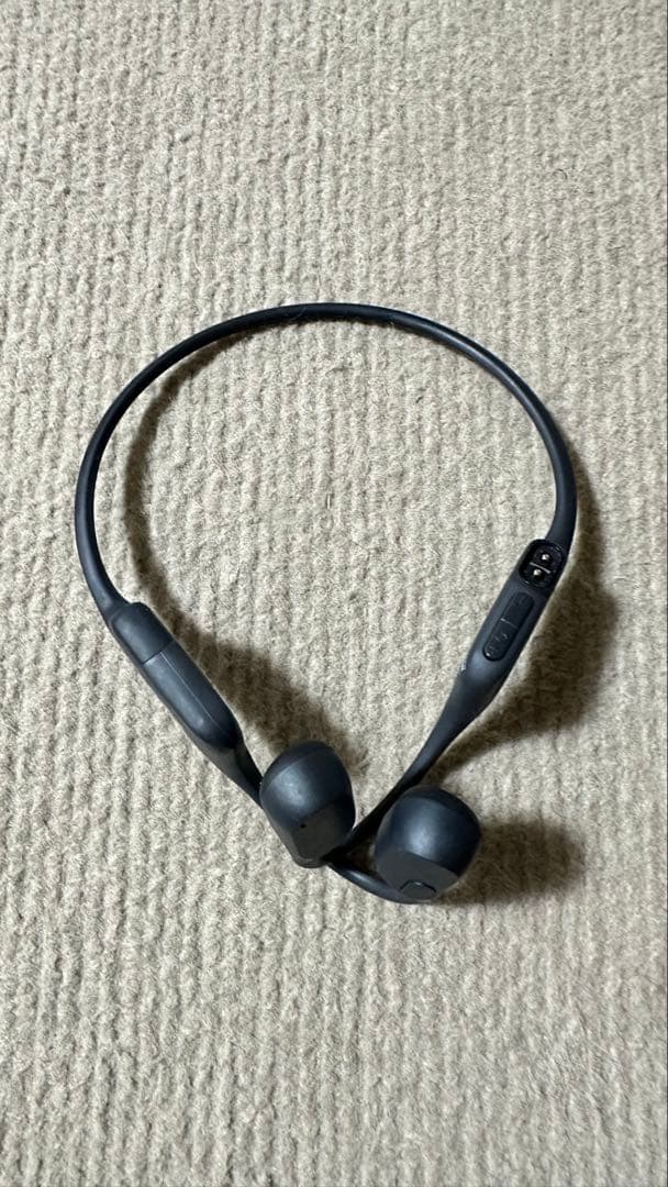 【最終値下年末迄】SHOKZ OPENRUN 骨伝導イヤホン ブラック