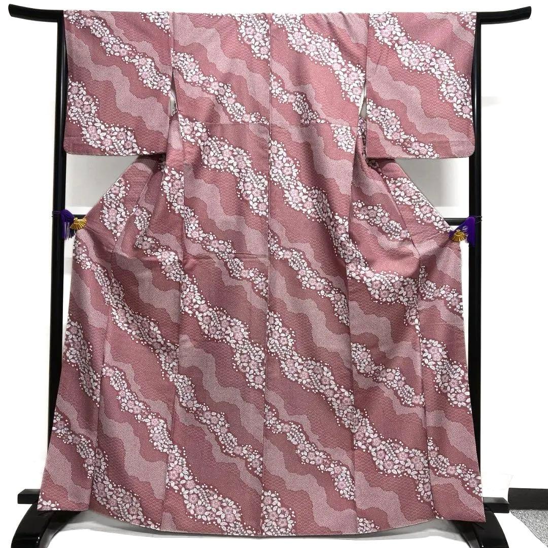 洗える着物　霞取り　辻ヶ花　青海波　紗綾形　小紋　着物　033a p