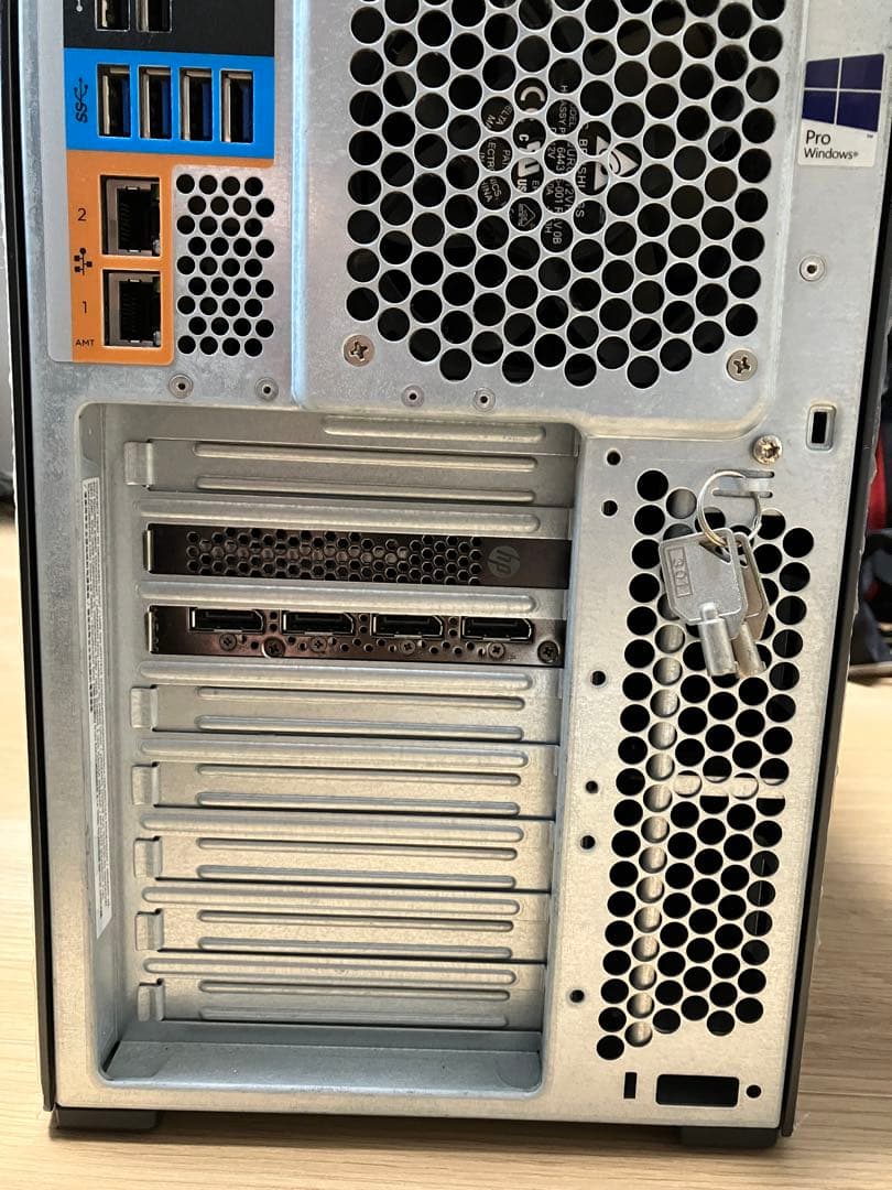 HP Z840 ワークステーション