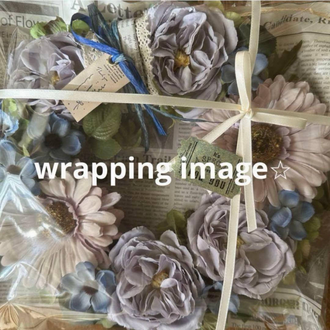 すずらんとブルーローズのフラワーリース　春夏