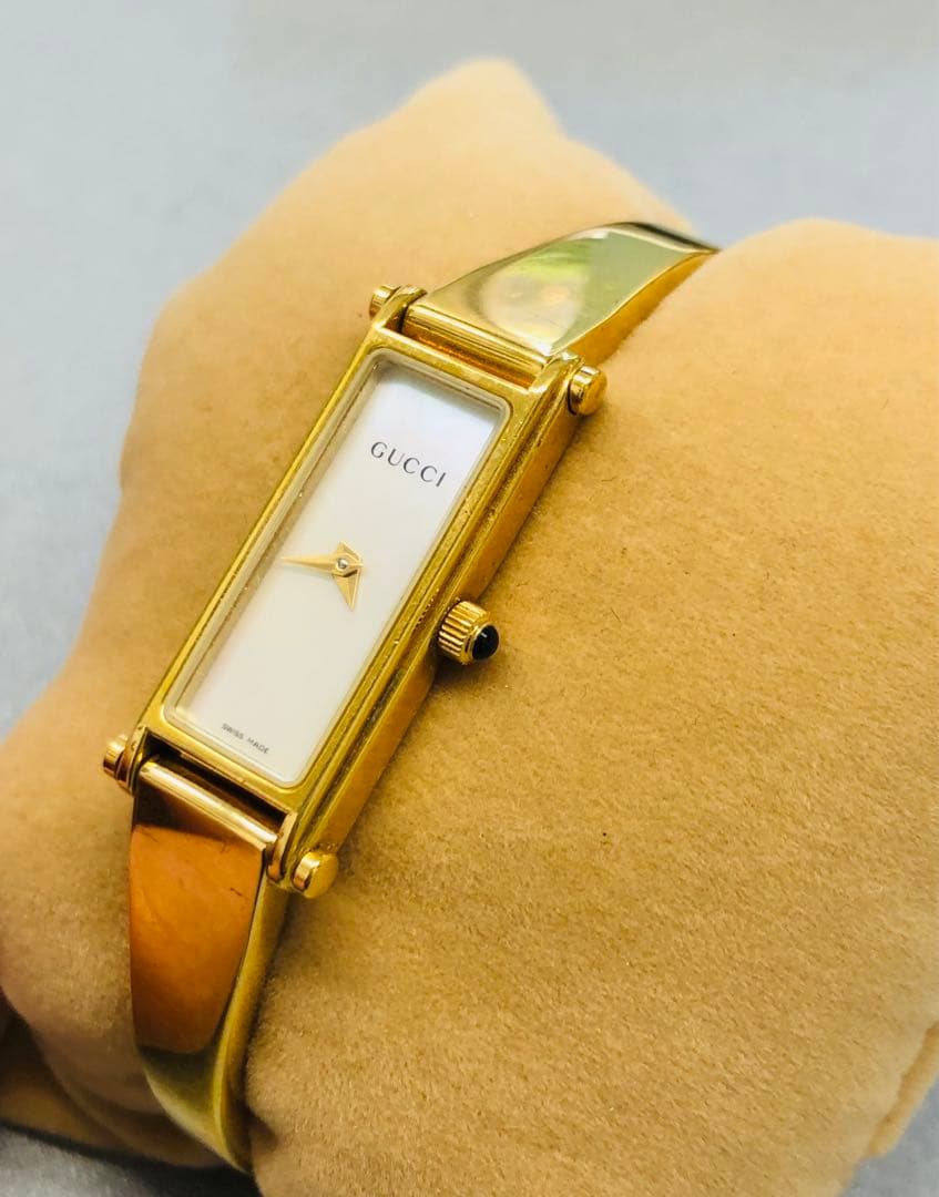 美品！ OLD Gucci シェル バングルウオッチ 時計