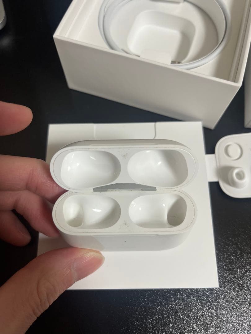 Apple AirPods Pro 第一世代 本体 おまけ付き