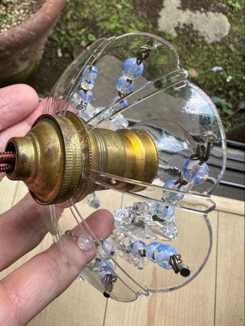 フランス アンティーク フレンチリーフとオパールセントの可愛いミニシャンデリア＊