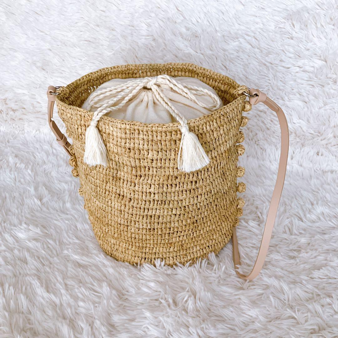 vanessabruno ショルダバッグ ラフィア レザーベルト 巾着付 かご