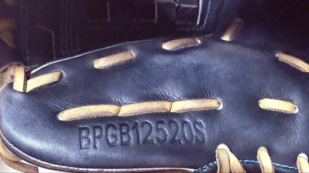 ZETTネオステイタス硬式源田モデル