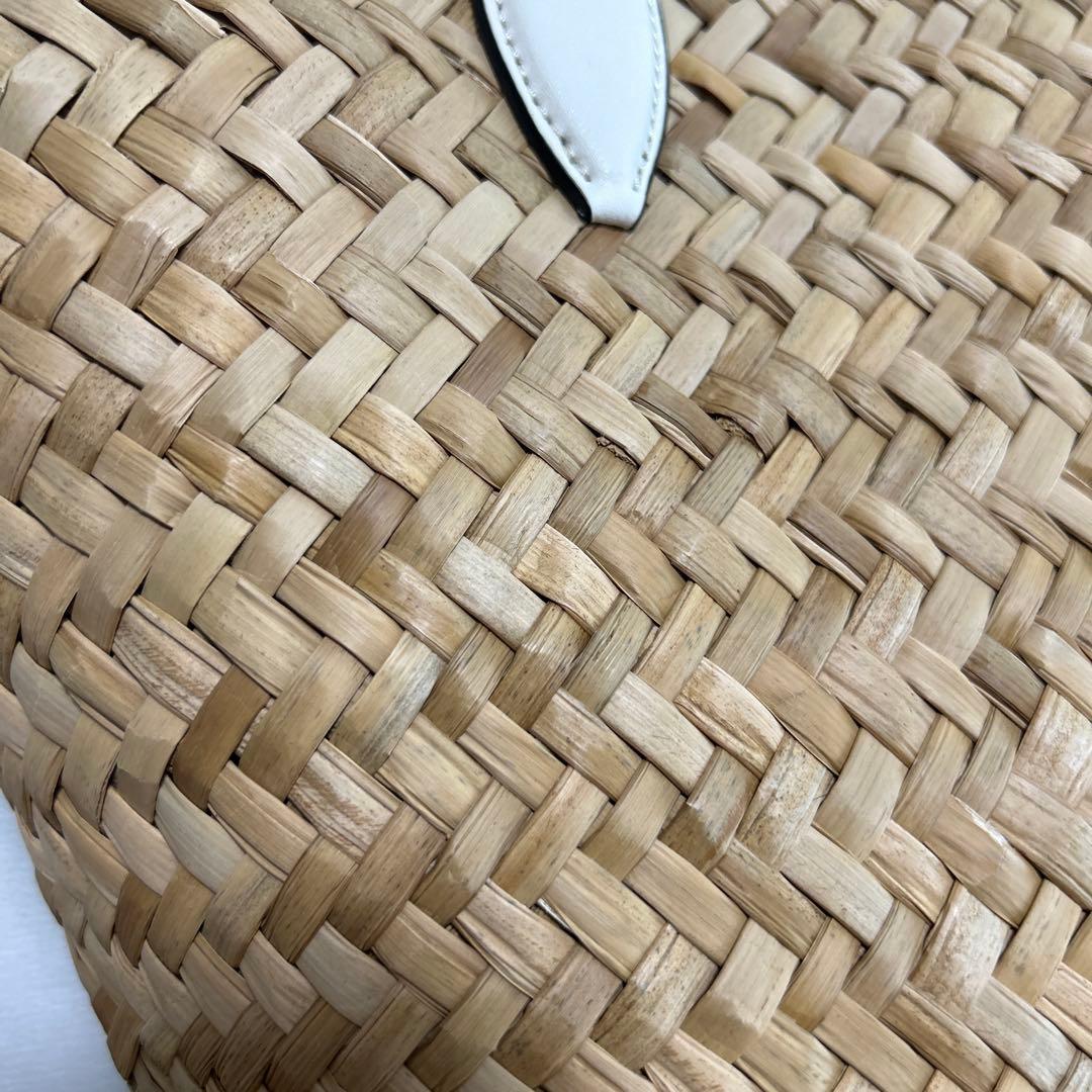 値下げ　ケイトスペード　レディース　バッグ　カゴバッグ　　ハチ