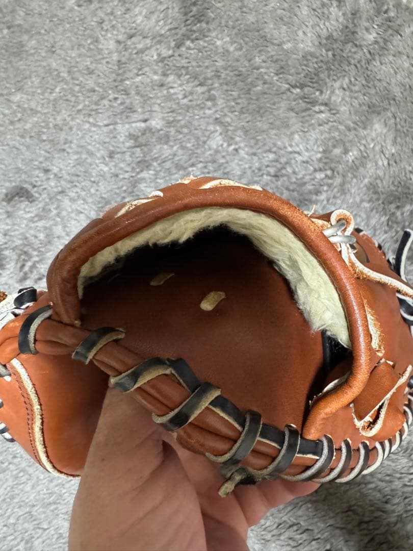 美品　硬式用キャッチャーミット asics NEOREVIVE(使用頻度少なめ)