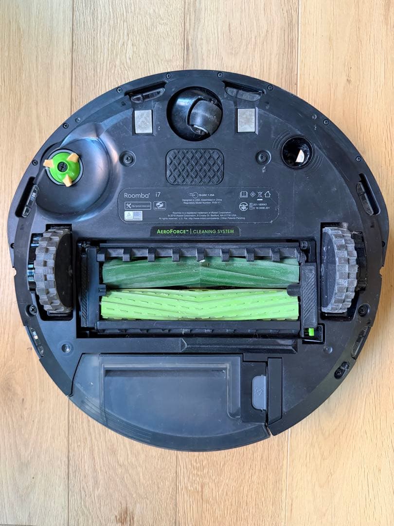 ルンバ iRobot Roomba i7 ロボット掃除機（付属品アリ）