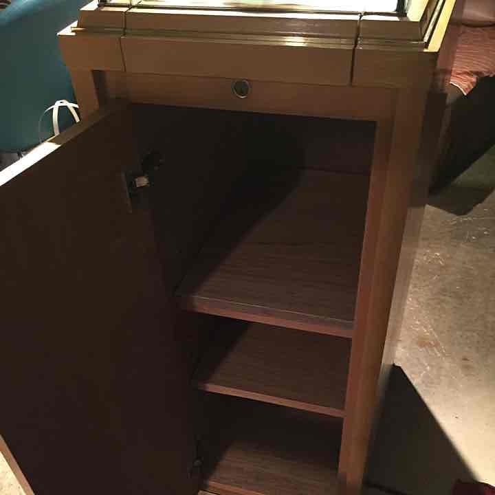 【希少】ディスプレイケース（鍵付き）