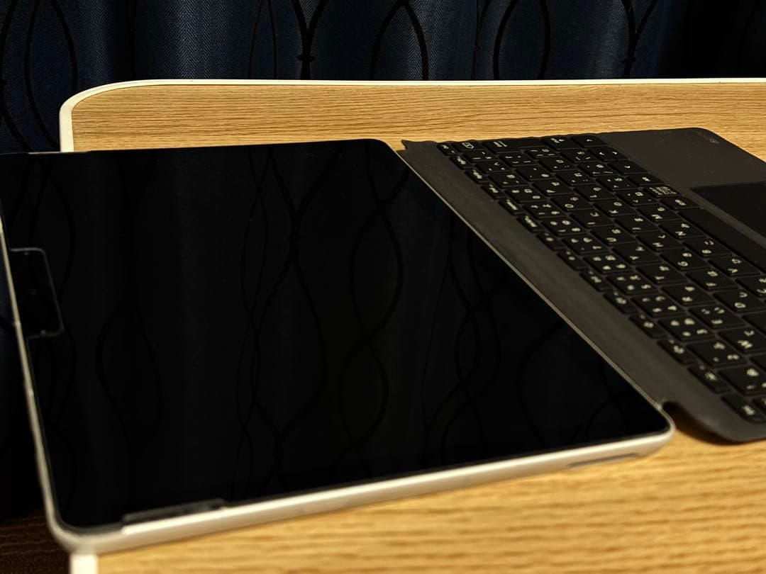 Windowsタブレット本体 Surface Go 2 LTE m3-8100Y 8/128