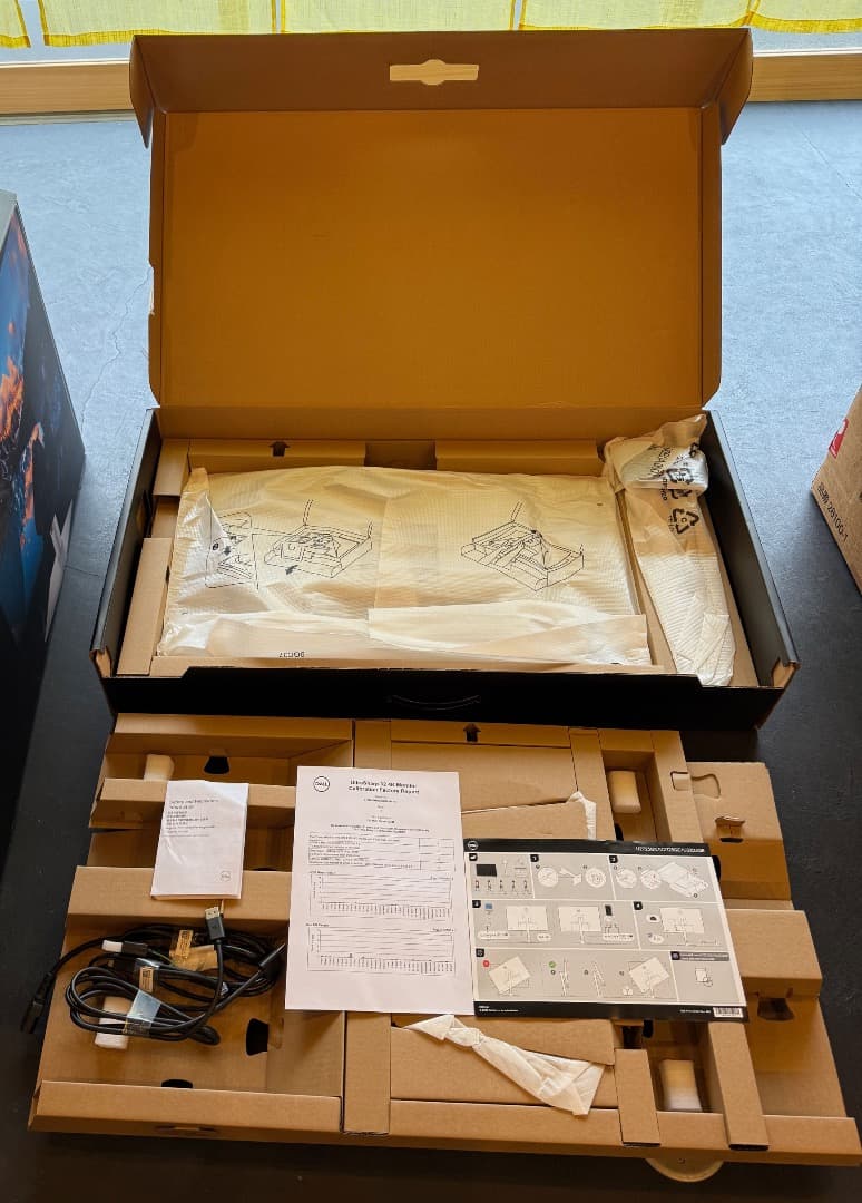 【佐藤さま】Dell 4K USB-C モニター U3223QE