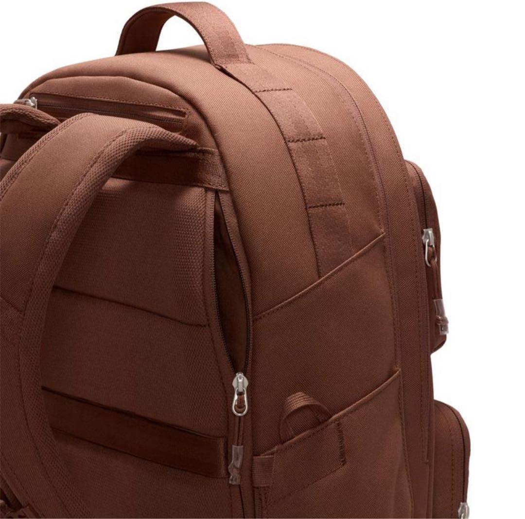 ナイキ リュックサック 約33L NIKE ユーティリティ2.0 新品タグ付き