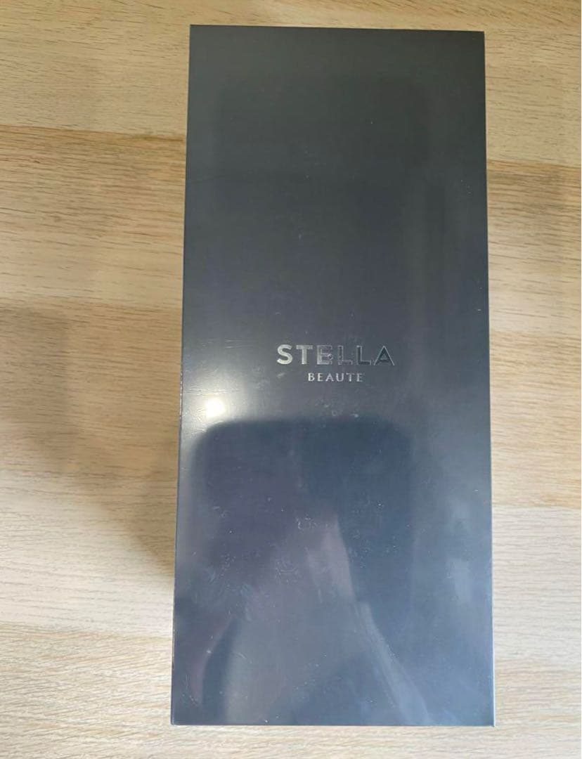 さとみん　STELLA BEAUTE レーザー&EMSリフトブラシPRO