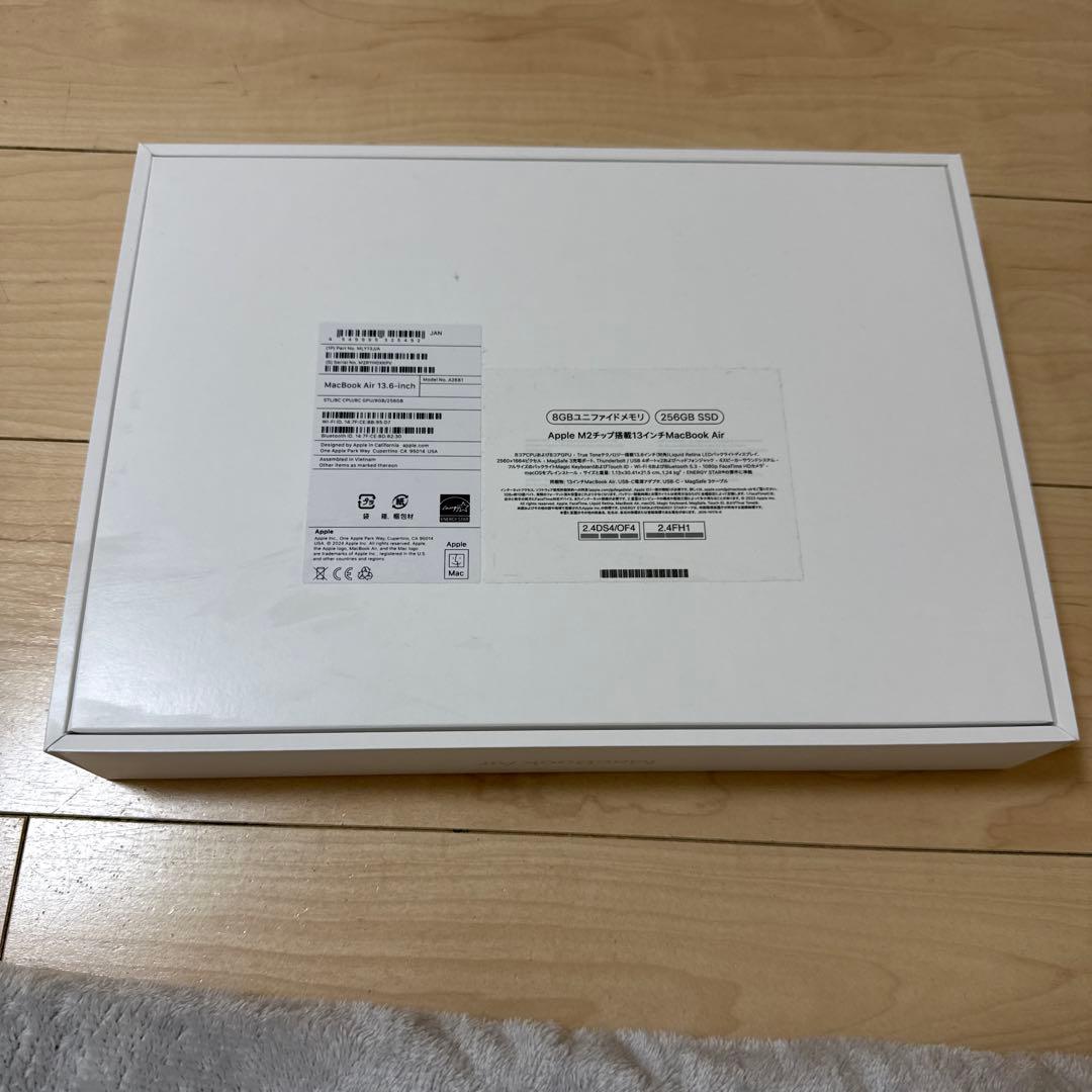 極美品 【未使用】 MacBookAir M2 13.6インチ