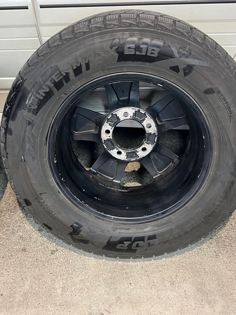 ランドクルーザー200 純正ホイール　スタッドレス18インチ ランクル100