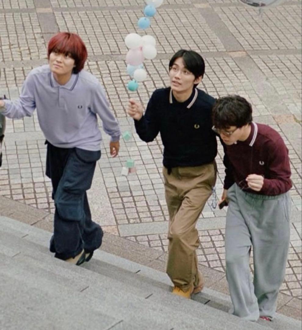 フレッドペリー ネイビー長袖ポロシャツ　ポーカーズ　　古着　FRED PERRY