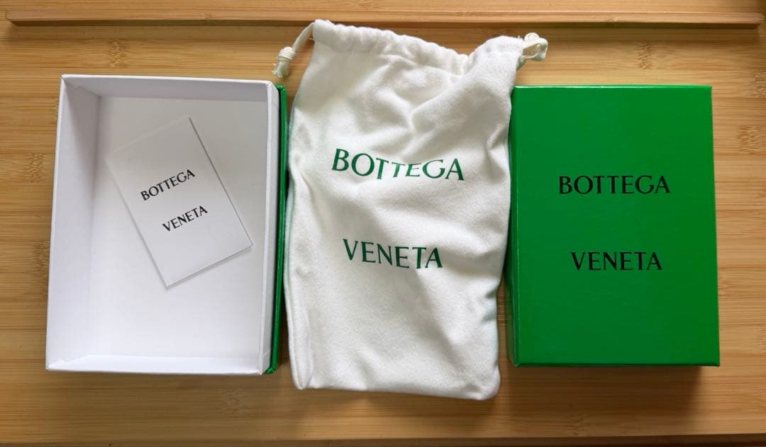 iPhoneアクセサリー abokad