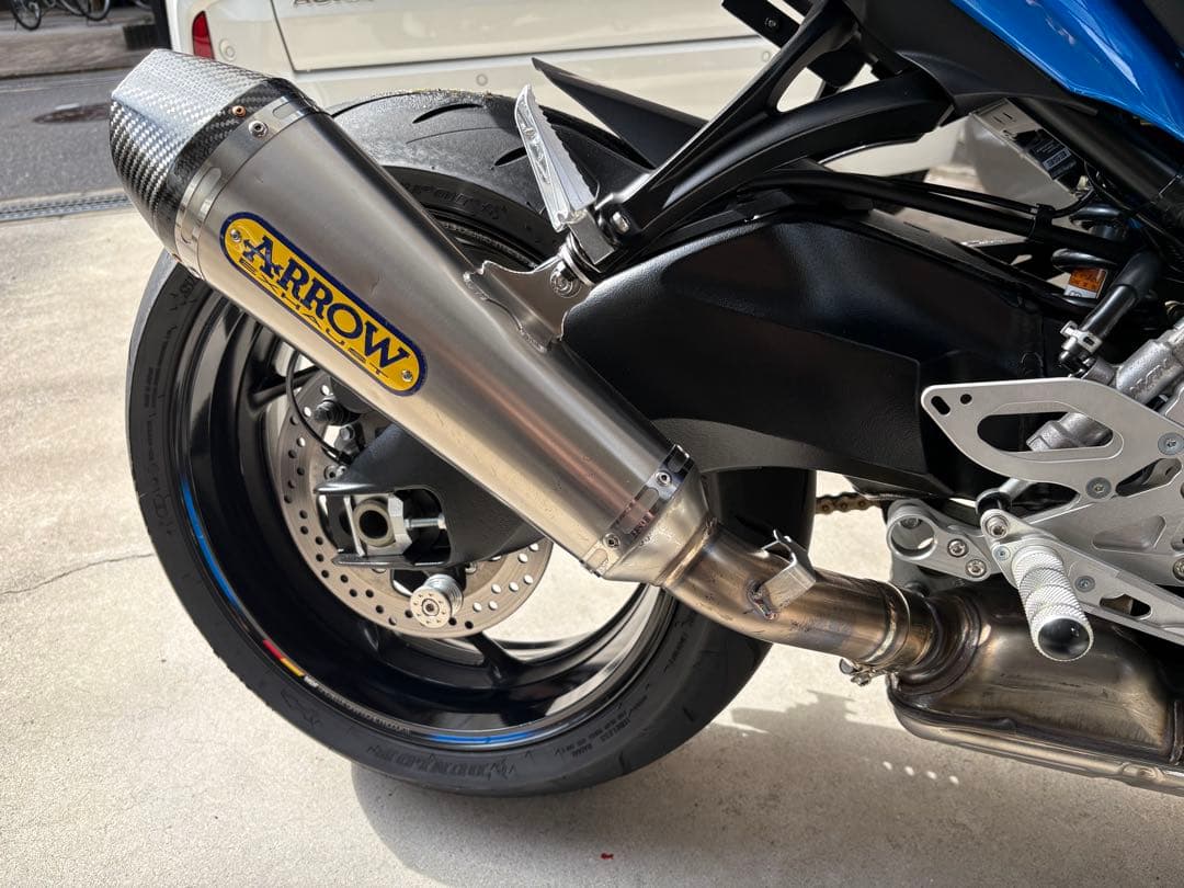 ARROW スリップオンマフラー　GSX-S1000