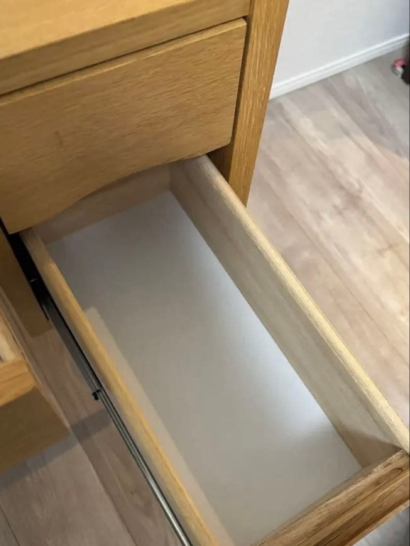 これで最終値下げ！　unico ドレッサー