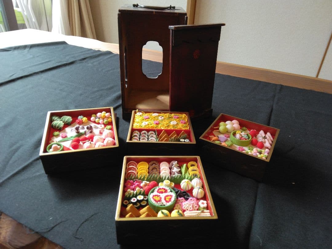 ミニチュア重箱縮緬細工食品