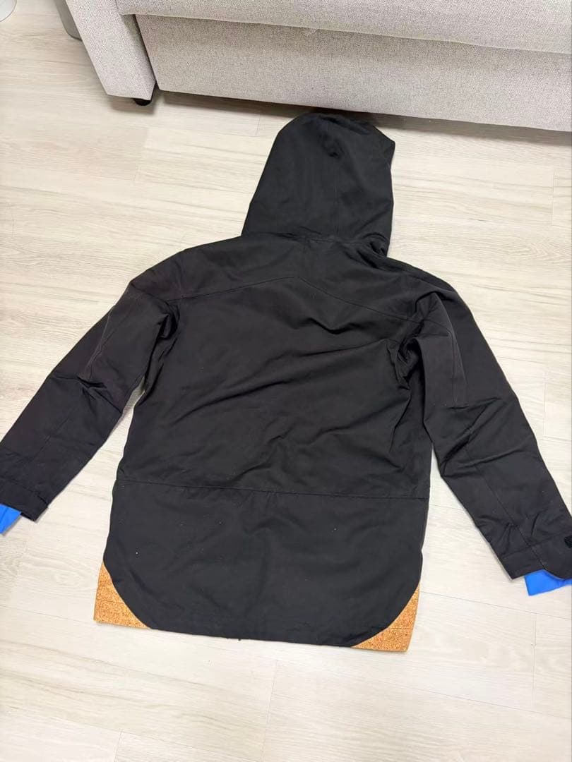 スノーボード用防水ジャケット 黒