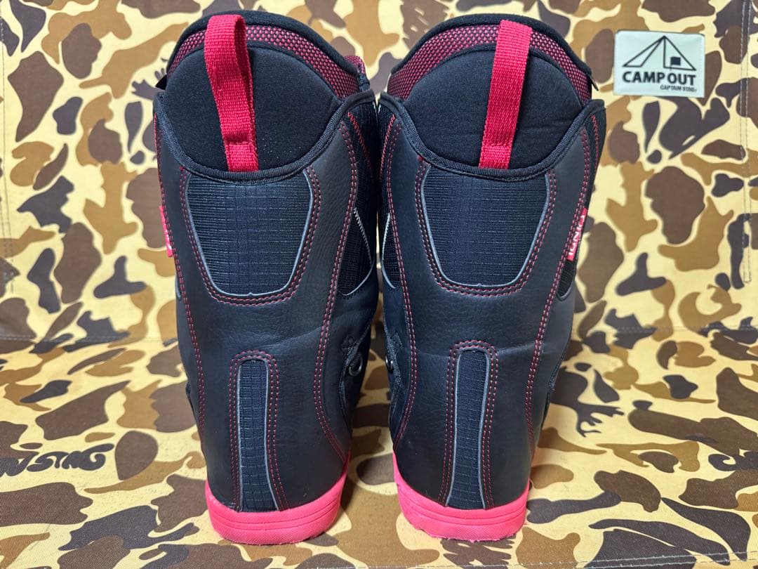 美品　スノーボード　ブーツ　IGNIO BOA ダイヤル式　24cm