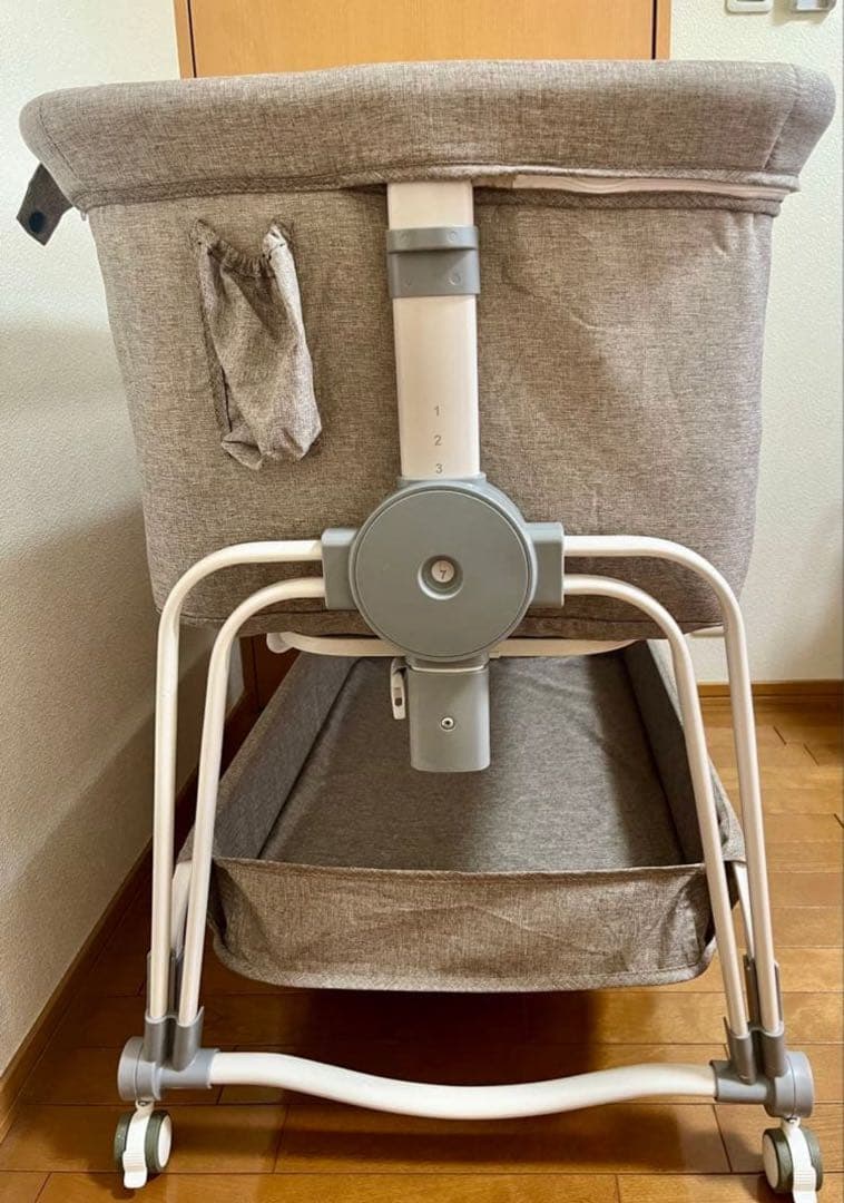 Kino Linpo 多機能ベビーベッド カーキ