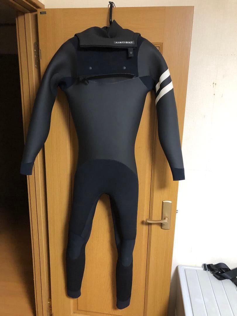 THRUSTER サーフボードケース 黒 銀 サーフボード ウエット他