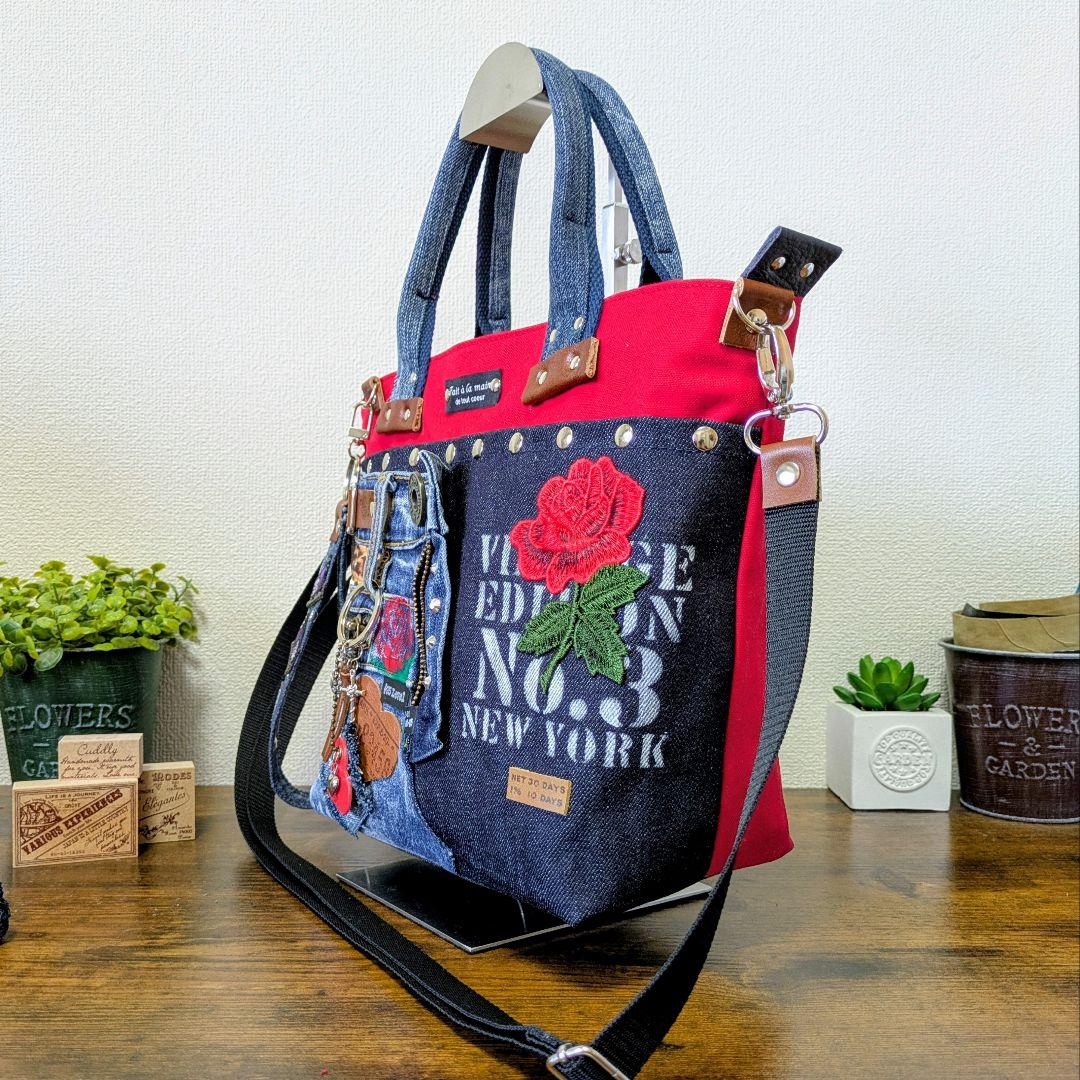 デニムリメイク 2wayトート｜薔薇刺繍×ステンシル・ポケットたくさん・底鋲付き