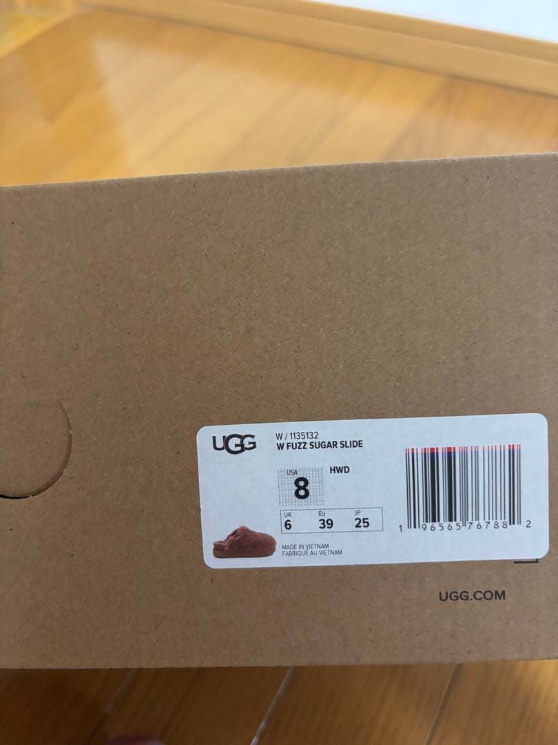 UGG ファー厚底サンダル