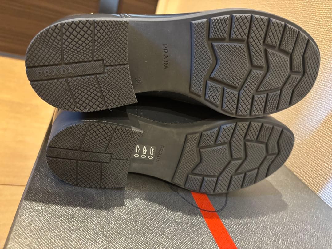 【新品未使用】プラダ レインブーツ