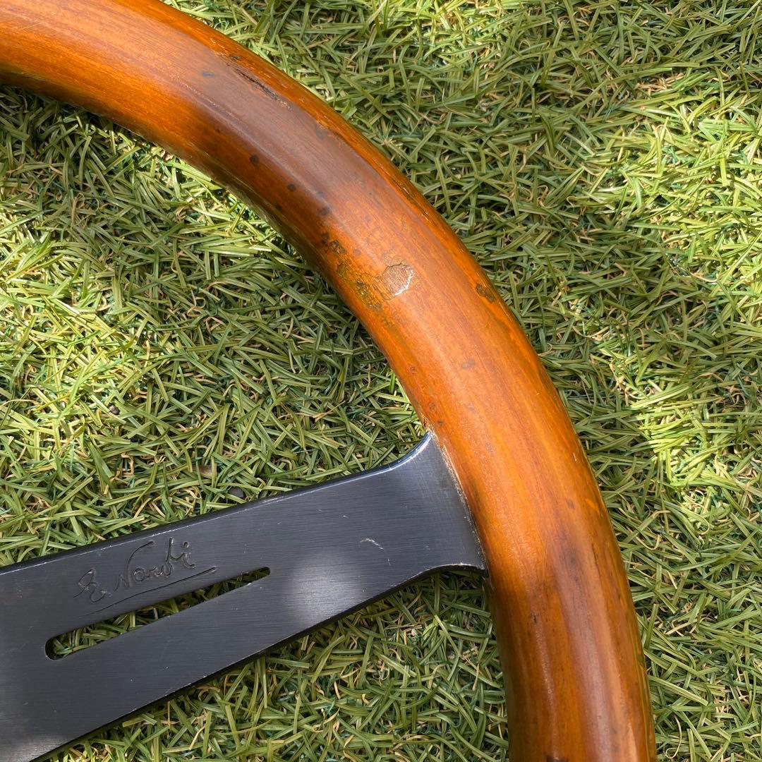 ナルディ？ 3本スポーク ステアリングホイール