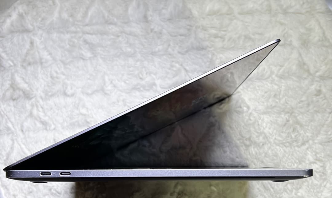 MacBook Pro /15-inch【CS6 Office Windows】