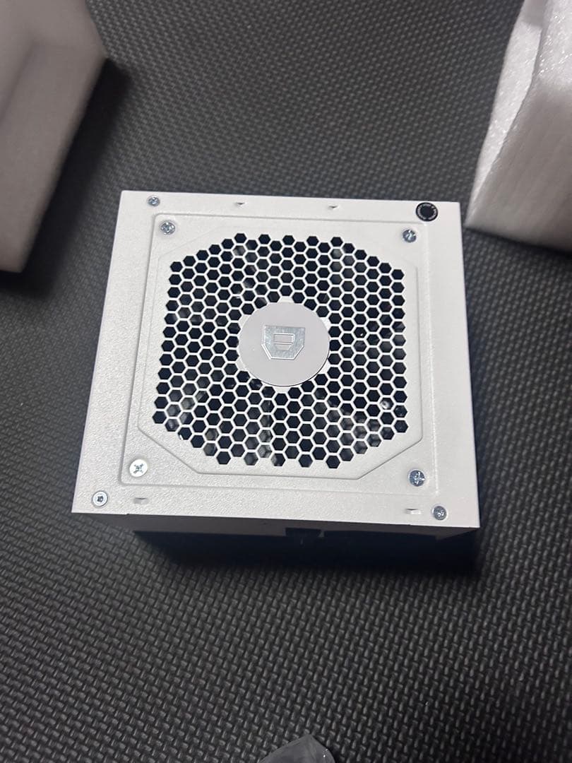 ドスパラセレクト 850W-GOLD-ATX31-WH