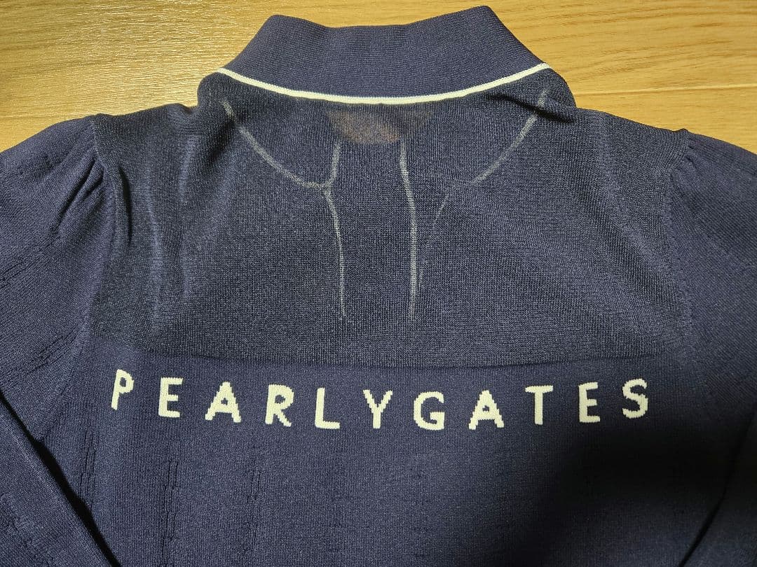 近年モデル❣️未使用❣️PEARLY GATESパーリーゲイツ長袖薄手ニット❣️